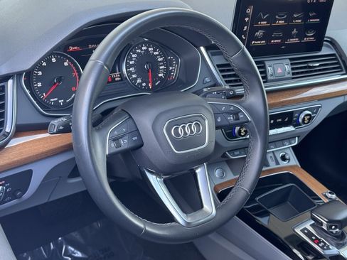 Used 2022 Audi Q5 2.0T Premium w/ Convenience Package image 19