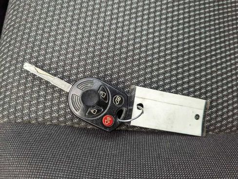 Used 2018 Ford Transit Connect XL image 25