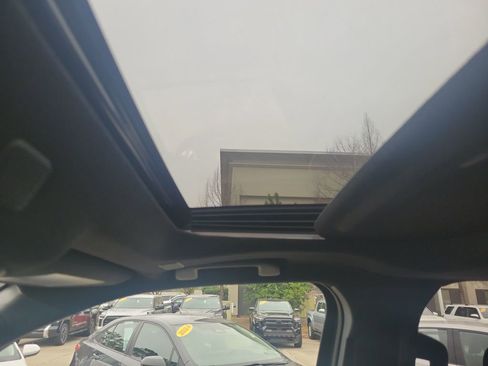 Certified 2025 Toyota 4Runner Limited image 18