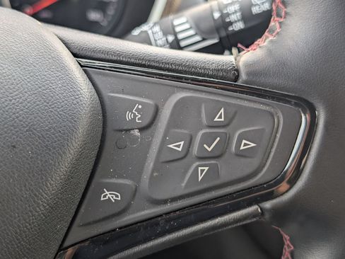 Used 2023 Chevrolet Equinox RS w/ LPO, Floor Liner Package AWD/4WD image 13