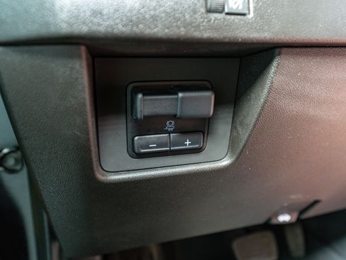 Used 2023 GMC Canyon Elevation w/ Convenience Package image 29