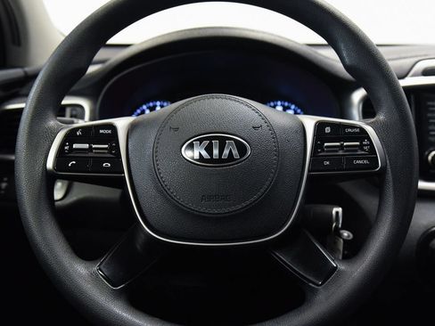 Used 2019 Kia Sorento FWD image 18