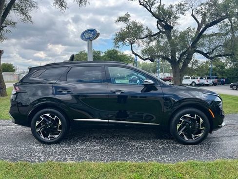 Used 2024 Kia Sportage SX AWD/4WD image 1