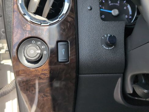 Used 2015 Ford F350 Platinum AWD/4WD image 19