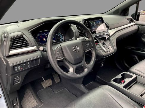 Used 2023 Honda Odyssey Sport image 17