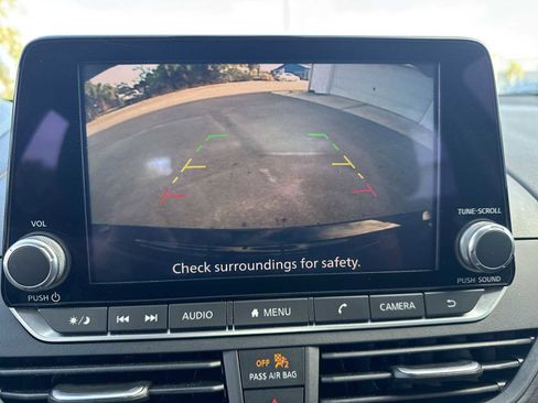 Used 2024 Nissan Altima 2.5 SV image 28