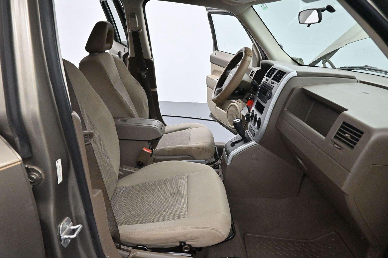Used 2008 Jeep Patriot Sport FWD image 23
