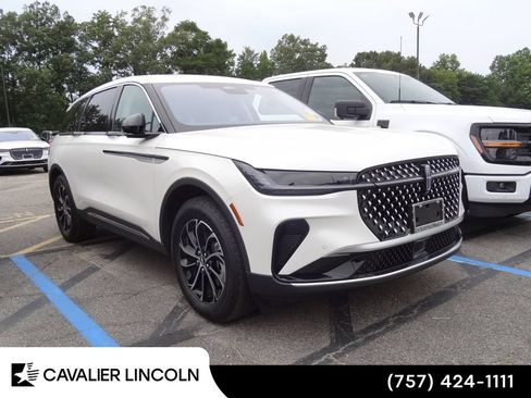 Used 2026 Lincoln Nautilus Premier w/ Equipment Group 102A AWD/4WD image 1