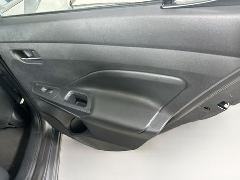Used 2024 Nissan Versa SV FWD image 28