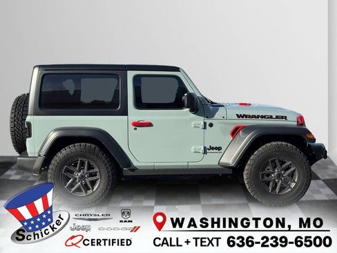 Used 2024 Jeep Wrangler Sport S image 1