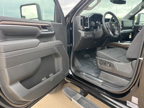 New 2026 Chevrolet Silverado 2500 LT image 13