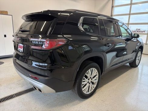 Used 2025 GMC Acadia Elevation w/ Elevation Premium Package AWD/4WD image 8