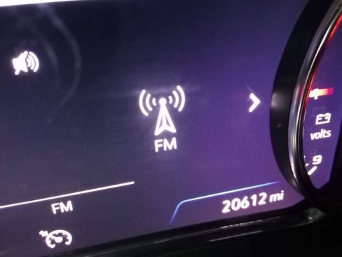 Used 2025 Chevrolet Blazer RS image 17