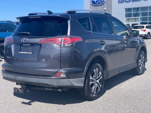 Used 2016 Toyota RAV4 LE AWD/4WD image 6