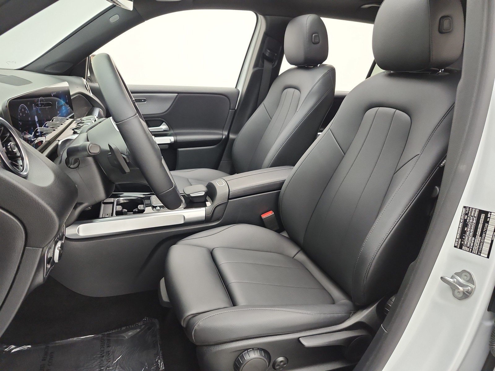 Used 2022 Mercedes-Benz GLB 250 image 13