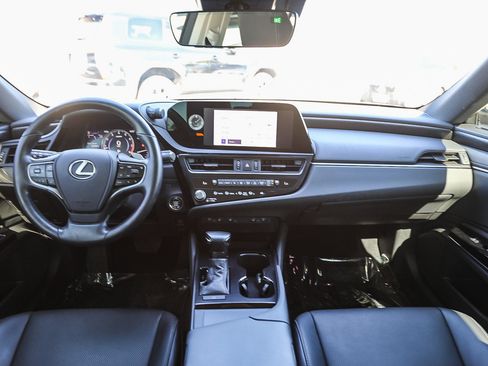 Used 2024 Lexus ES 350 w/ Premium Package FWD image 12