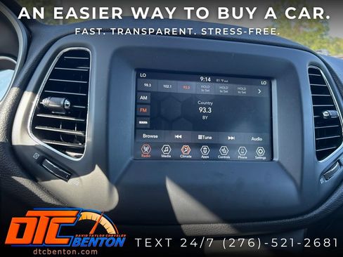 Used 2020 Jeep Compass Latitude w/ Popular Equipment Group AWD/4WD image 10