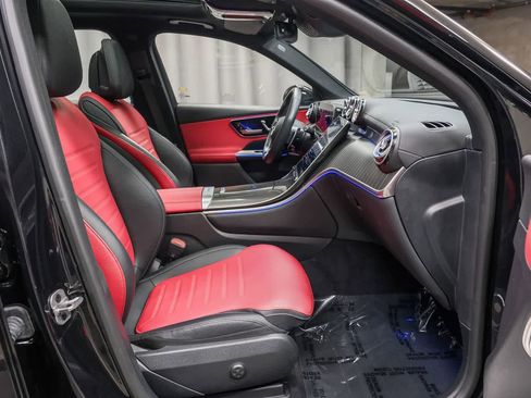 Used 2024 Mercedes-Benz GLC 43 AMG 4MATIC image 21