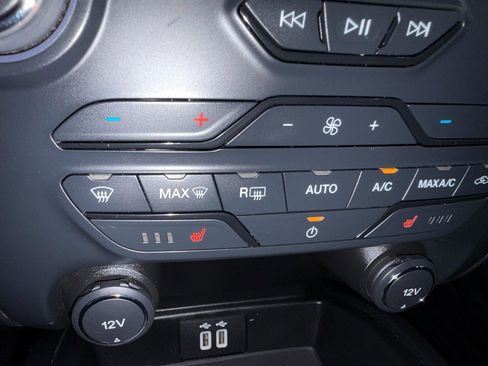 Used 2019 Ford Ranger XLT w/ Equipment Group 302A Luxury AWD/4WD image 36