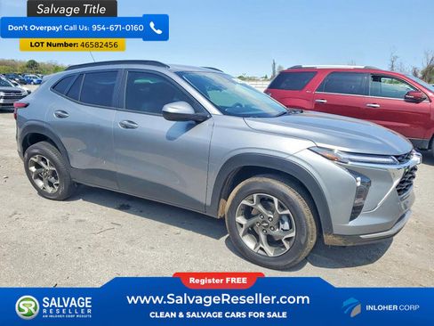 Used 2026 Chevrolet Trax LT w/ Driver Confidence Package image 5