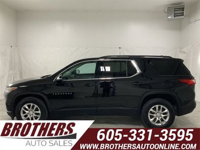 Used 2021 Chevrolet Traverse LT