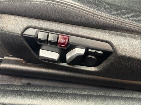 Used 2018 BMW M240i xDrive Coupe image 13