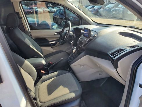 Used 2021 Ford Transit Connect XLT image 19