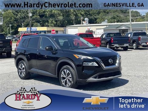 Used 2023 Nissan Rogue SV image 1