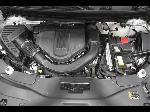 Used 2024 Chevrolet Traverse LT AWD/4WD image 24