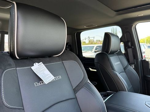 New 2026 RAM 2500 Laramie AWD/4WD image 13