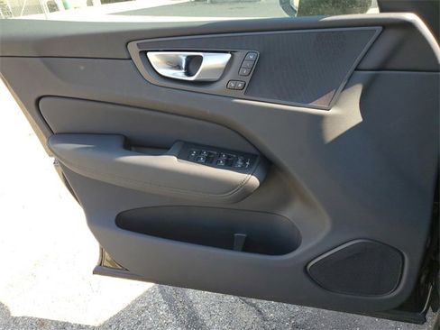 New 2026 Volvo XC60 B5 Plus w/ Protection Package Premier image 20