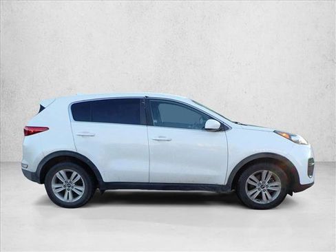 Used 2017 Kia Sportage LX image 14