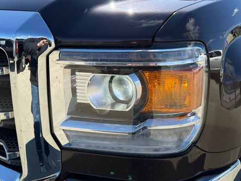 Used 2016 GMC Sierra 2500 SLT w/ Driver Alert Package image 20