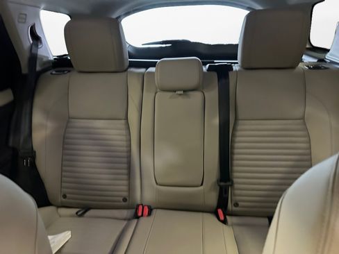 Used 2024 Land Rover Discovery Sport S image 14