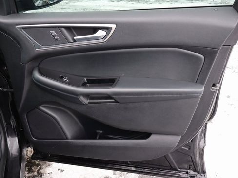Used 2019 Ford Edge SEL w/ Equipment Group 201A image 25