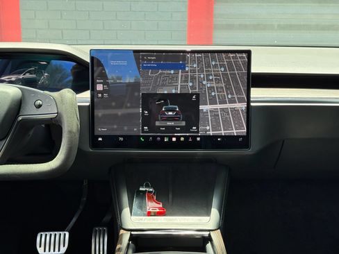 Used 2023 Tesla Model X AWD/4WD image 29
