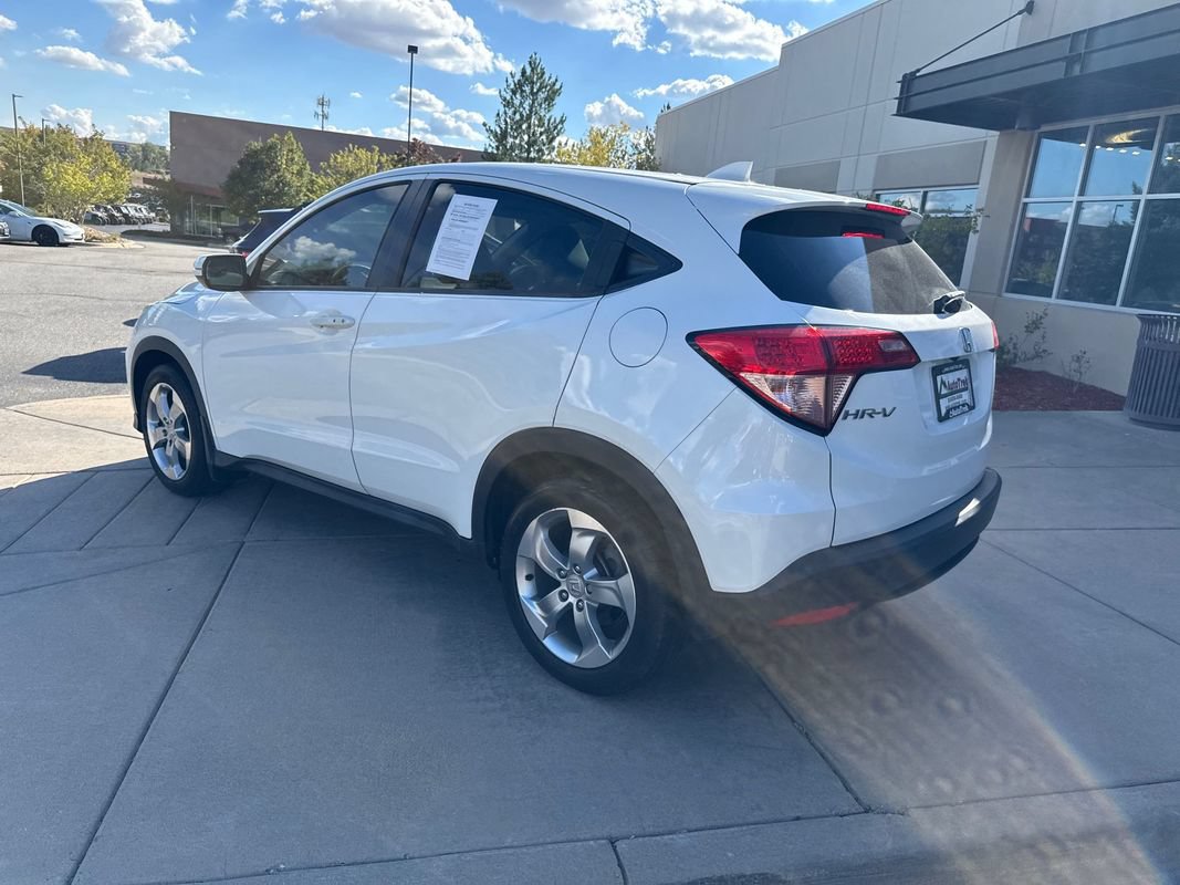 Used 2017 Honda HR-V EX image 9