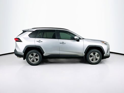 Used 2025 Toyota RAV4 XLE w/ Convenience Package FWD image 10