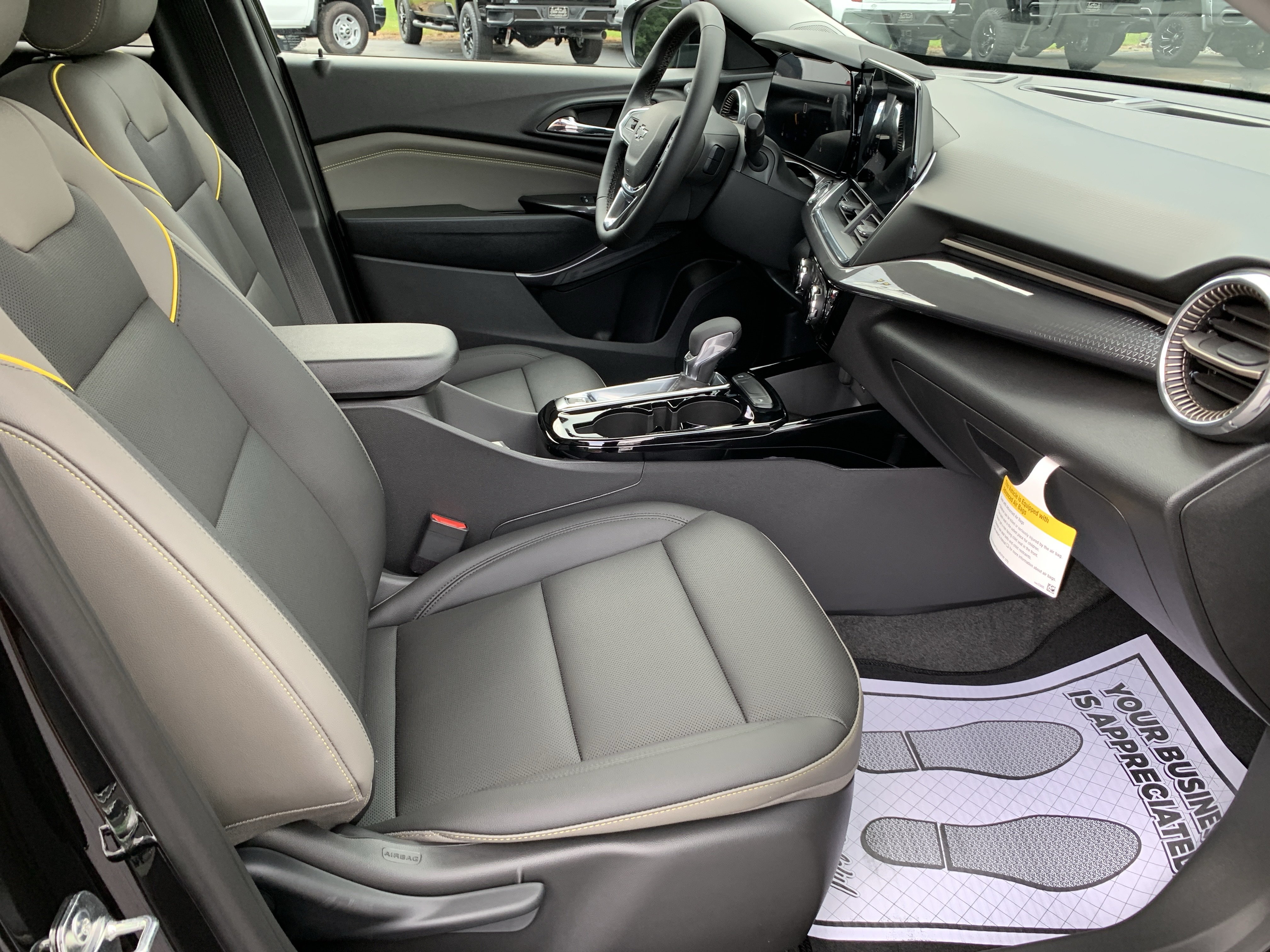 New 2026 Chevrolet Trax ACTIV w/ Driver Confidence Package FWD image 21