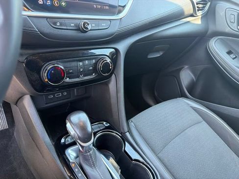 Used 2020 Buick Encore GX Preferred w/ Cold Weather Comfort Package AWD/4WD image 22