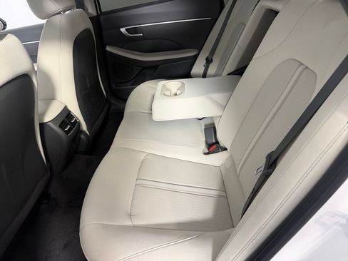 Used 2025 Hyundai Sonata SEL FWD image 26
