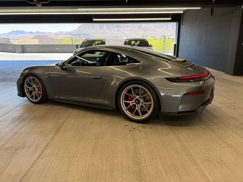 Certified 2026 Porsche 911 GT3 RWD image 3