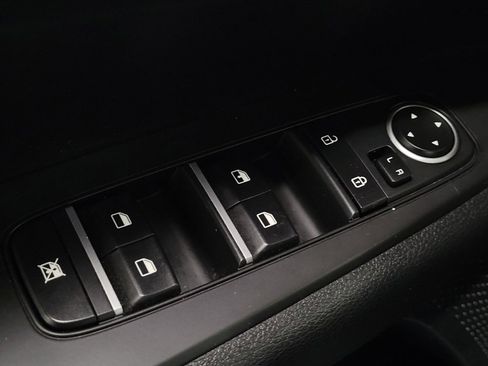 Used 2024 Kia Forte LXS FWD image 27