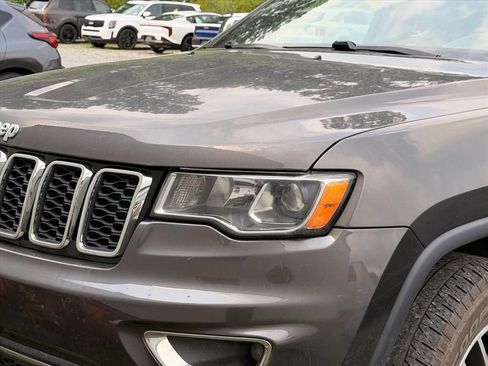 Used 2020 Jeep Grand Cherokee Limited w/ Luxury Group II AWD/4WD image 4