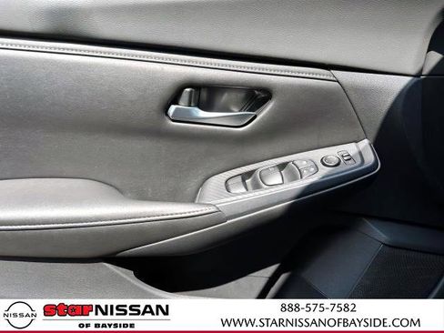 Certified 2022 Nissan Sentra SV w/ Trunk Package image 14