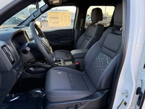 New 2026 Nissan Frontier SV w/ SV Convenience Package image 4