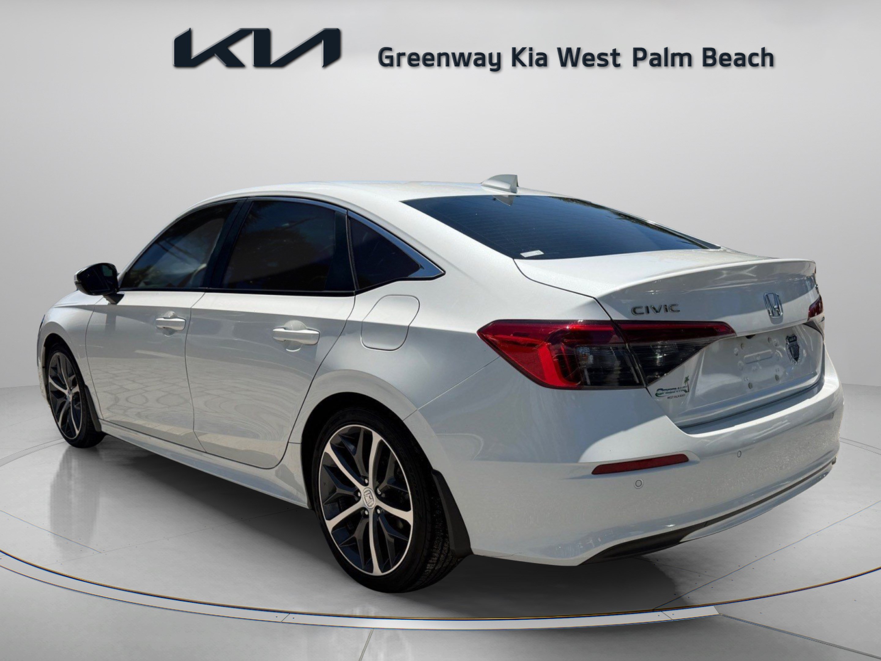 Used 2023 Honda Civic Touring image 5