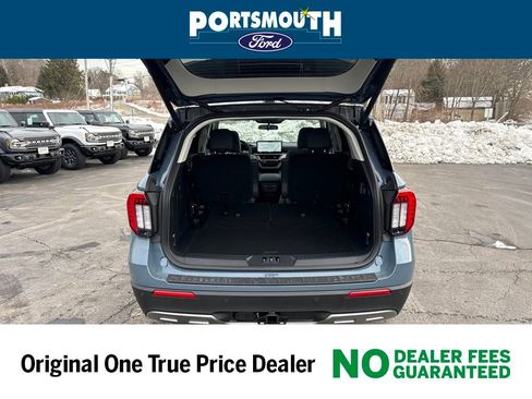 New 2026 Ford Explorer Active image 14