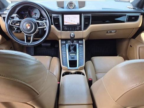 Used 2018 Porsche Macan S AWD/4WD image 17
