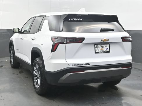 Certified 2026 Chevrolet Equinox LT FWD image 8